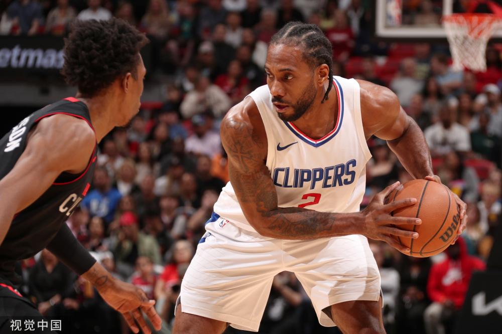 西部排名剧变！季后赛首队出炉，火掘湖争夺第二，四队竞争第5.